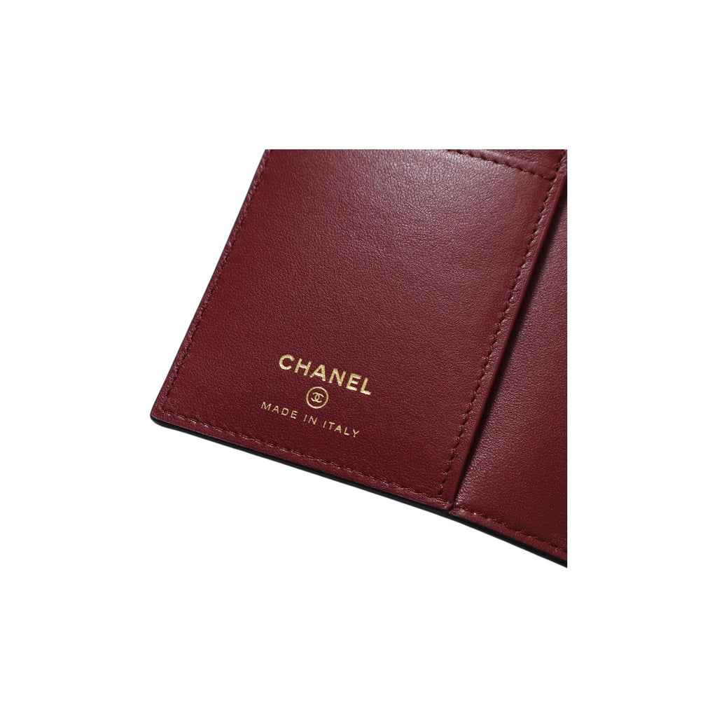 CHANEL 26A CC Logo Grained Goatskin Wallet in Black - AP5330
