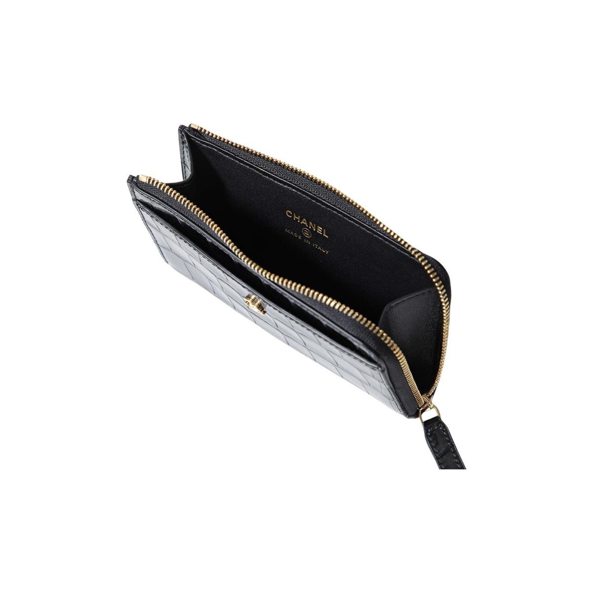 CHANEL 26S CC Logo Croc-Effect Calfskin Card Holder in Black - AP5192