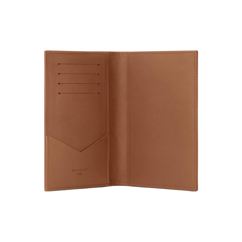 LOUIS VUITTON Classic Logo Waxed Calfskin Passport Holder - Brown - M2A179